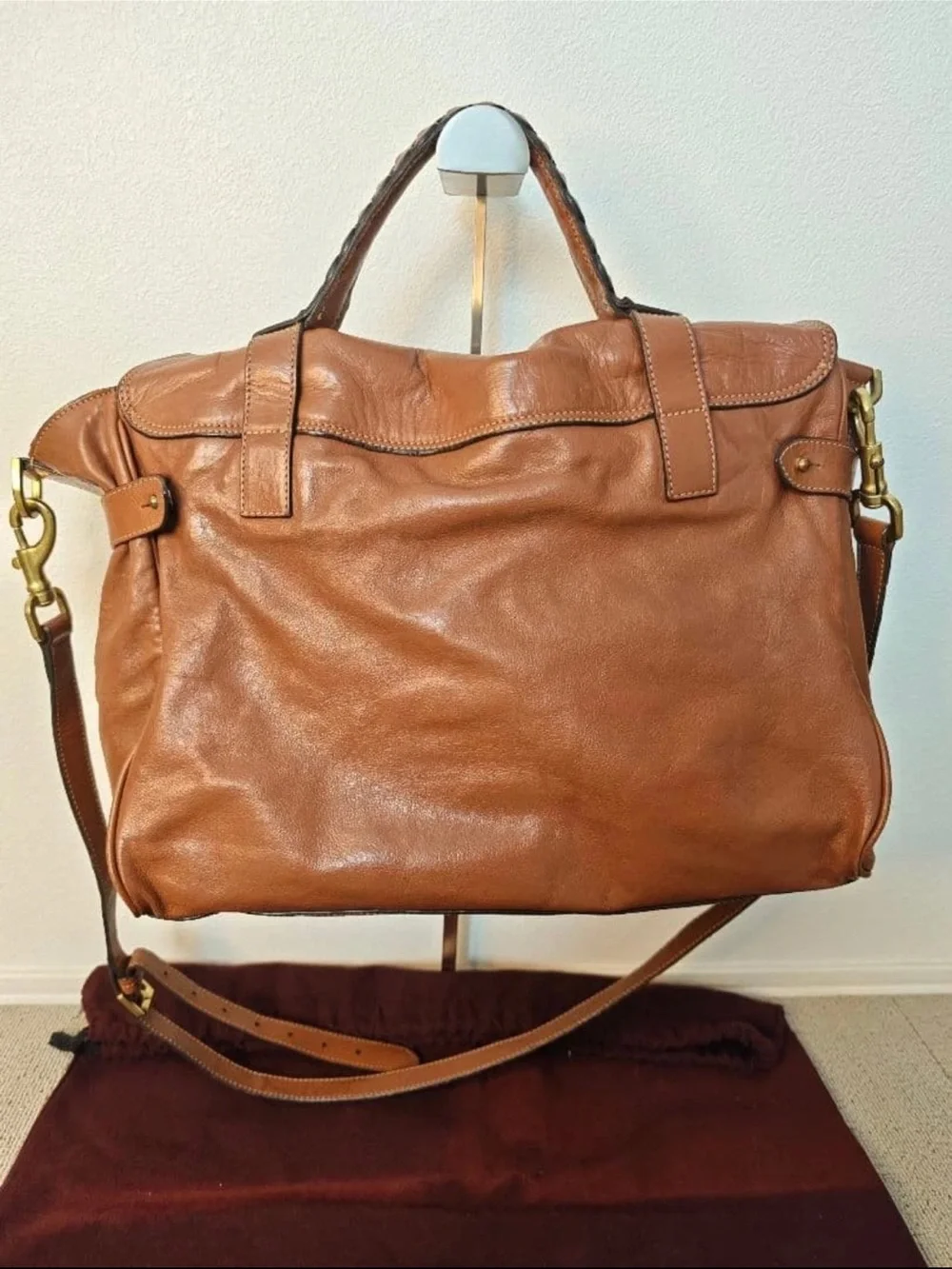 Mulberry Tan Leather Satchel with Brass Hardware